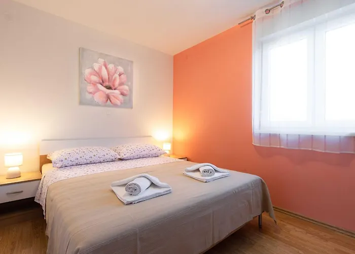 Apartment Salvagno - Two Bedroom With Balcony And Sea View Punat