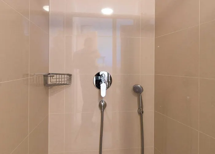 Apartament Salvagno - Two Bedroom With Balcony And Sea View