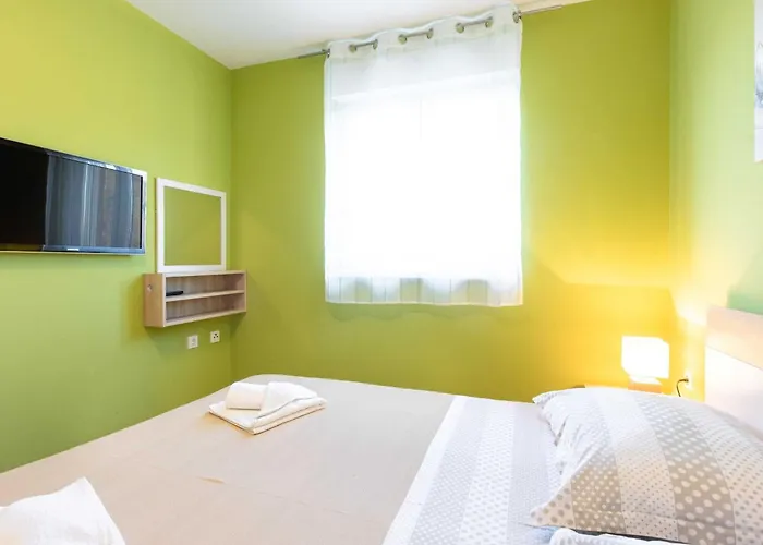 Salvagno - Two Bedroom With Balcony And Sea View Apartment Punat