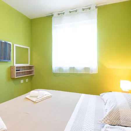 Salvagno - Two Bedroom With Balcony And Sea View Lejlighed Punat
